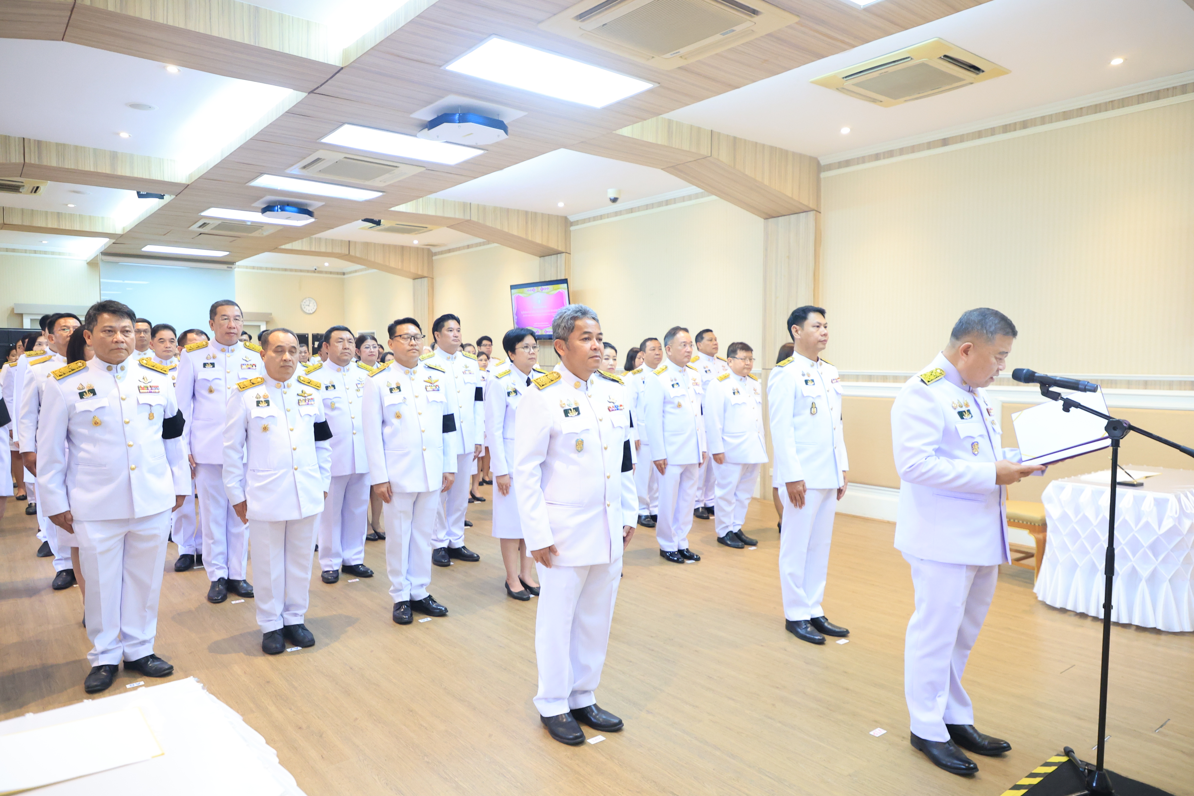title - เลขาธิการ ส.ป.ก. ลงนามถวายพระพร สมเด็จพระนางเจ้าฯ พระบรมราชินี เนื่องในโอกาสวันเฉลิมพระชนมพรรษา 48 พรรษา 3 มิถุนายน 2568 ณ กระทรวงเกษตรและสหกรณ์